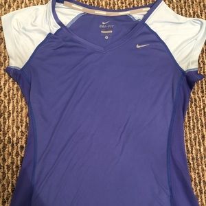 Nike Short Sleeved shirt - Dri Fit material